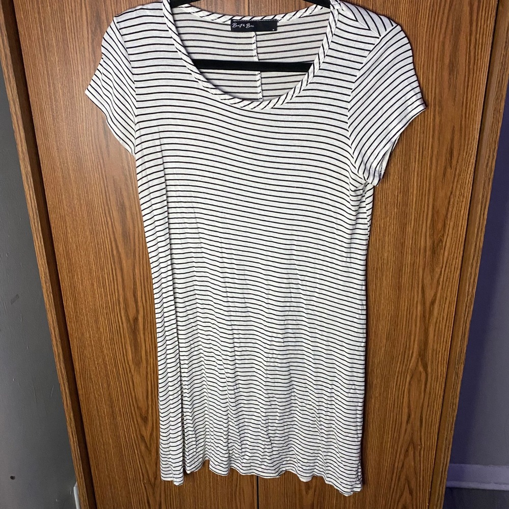 Brit & Bri T-Shirt Dress Women Medium White Black Striped Short Sleeve Mini